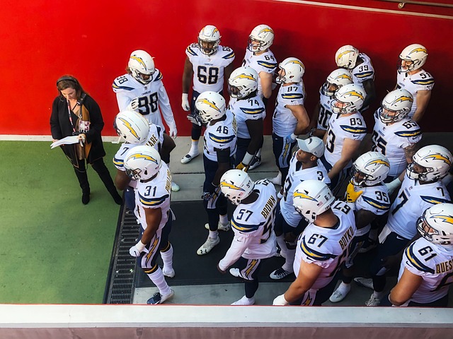 球后不幸受 球后不幸受